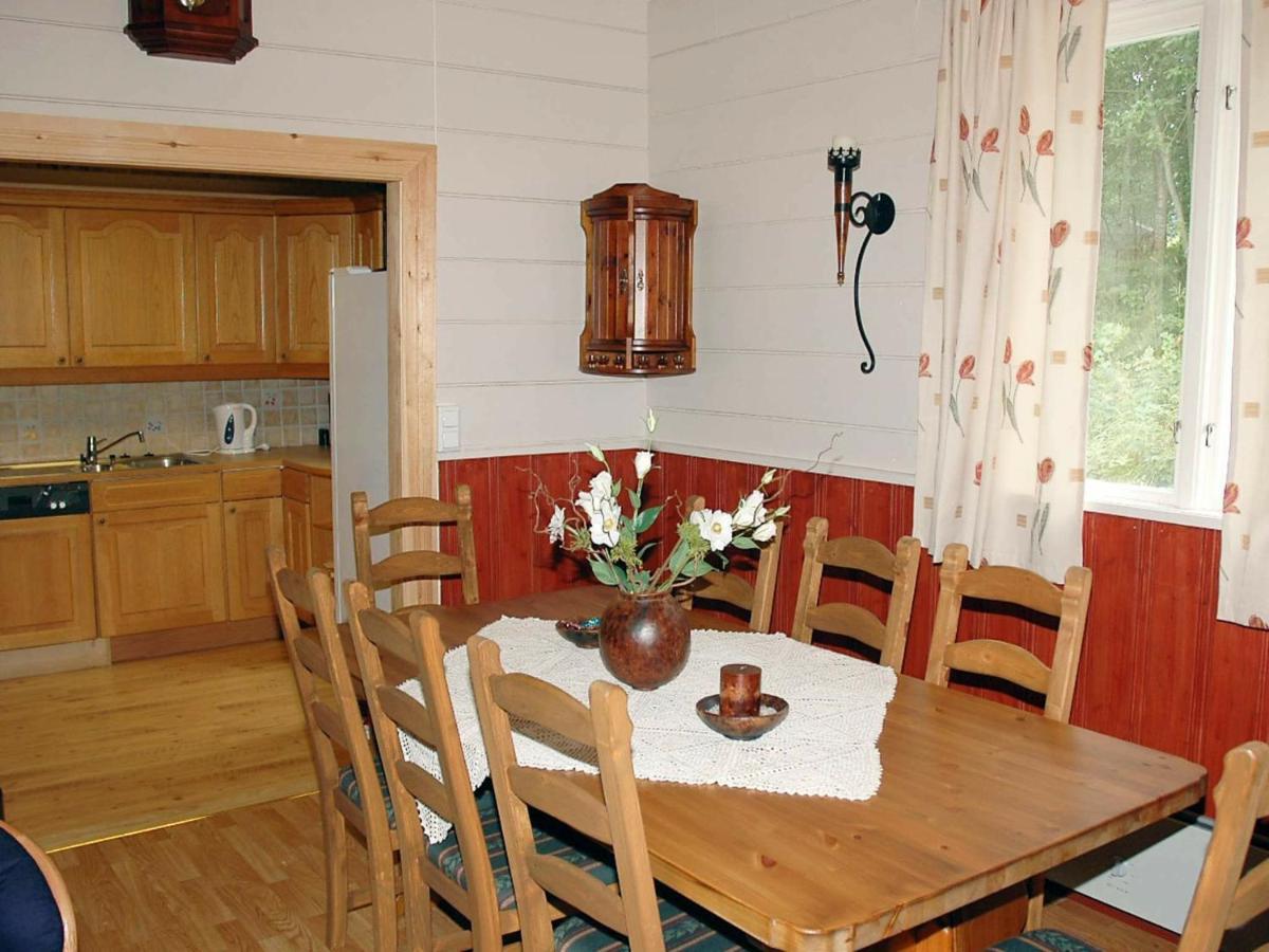 Three-Bedroom Holiday home in Isfjorden Torvik Eksteriør bilde